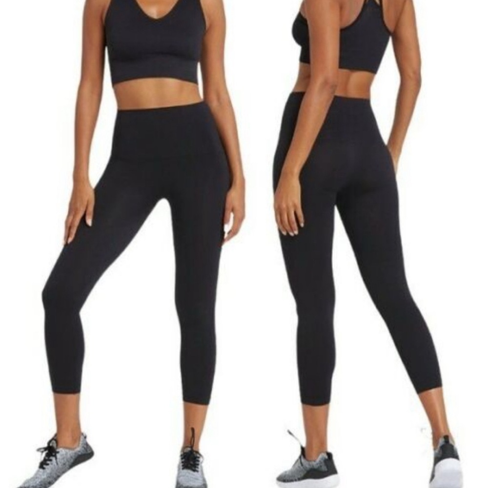 Spanx Leggings Look At Me Now Medium